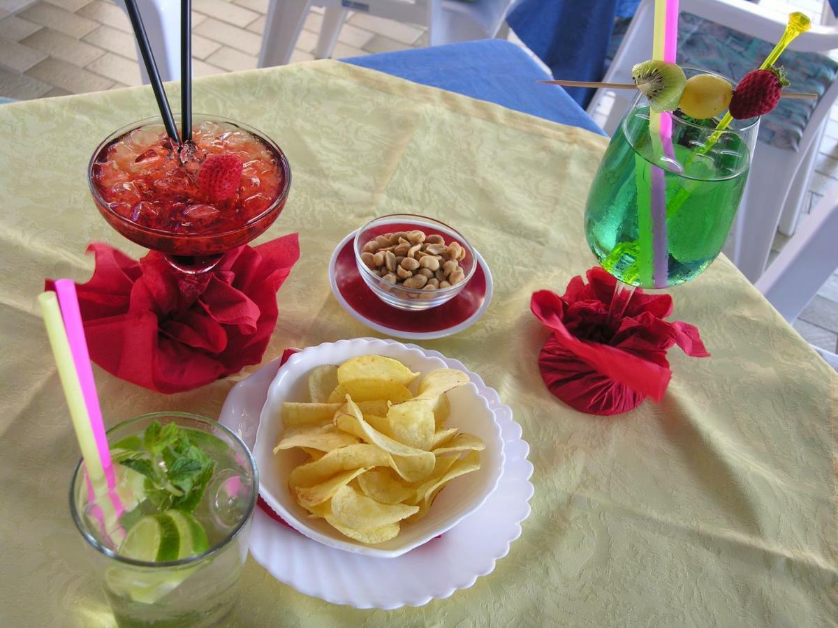 Hotel Garni Tahiti Бибионе Экстерьер фото